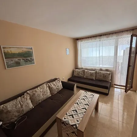 софия Apartman *